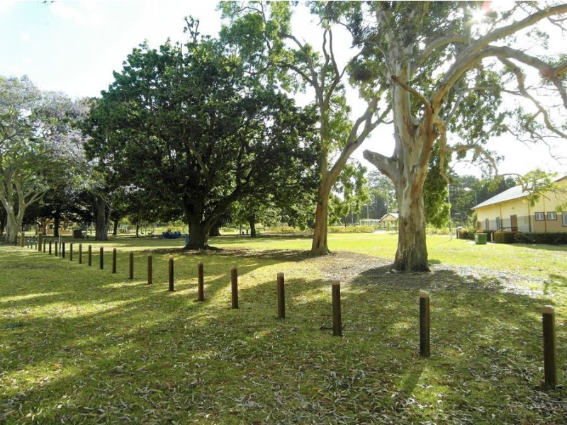 1/124C Holberton Street, Newtown QLD 4350