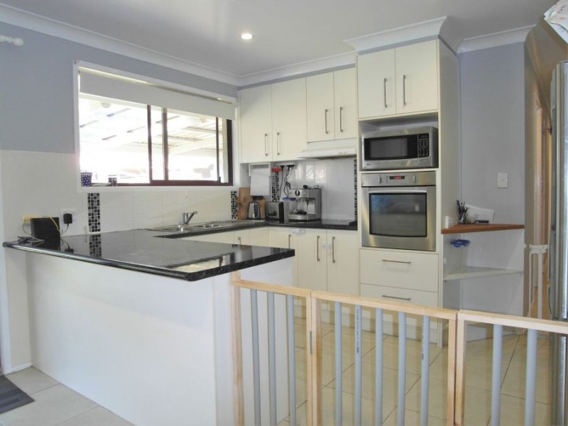 9 Hibiscus Drive, Centenary Heights QLD 4350
