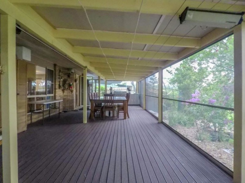 102 Boundary Street, Cranley QLD 4350