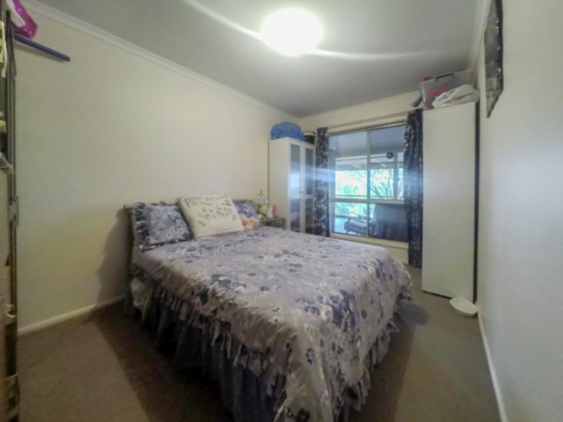 102 Boundary Street, Cranley QLD 4350