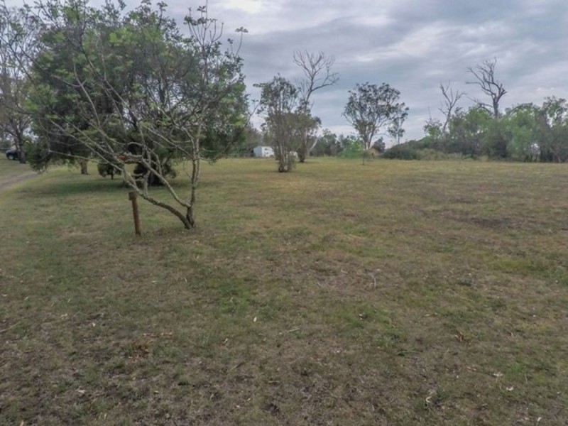 102 Boundary Street, Cranley QLD 4350