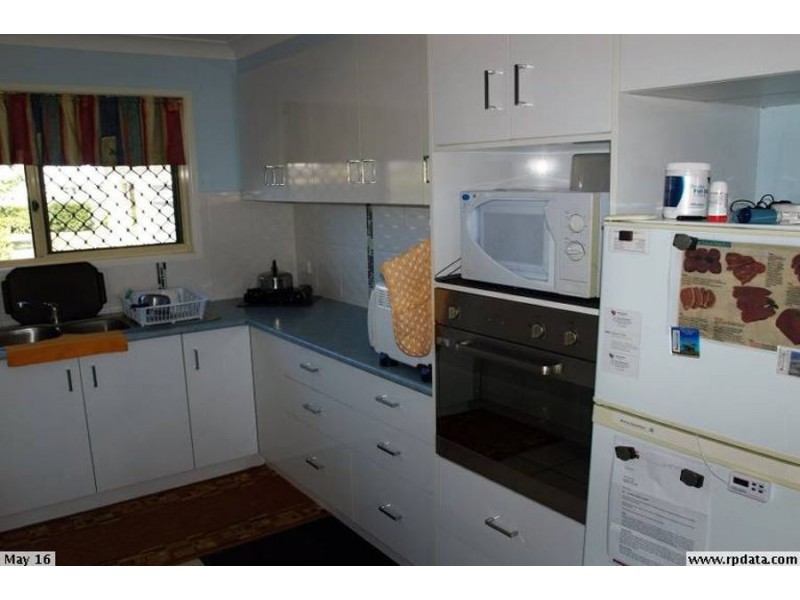 25 Free Street, Nobby QLD 4360