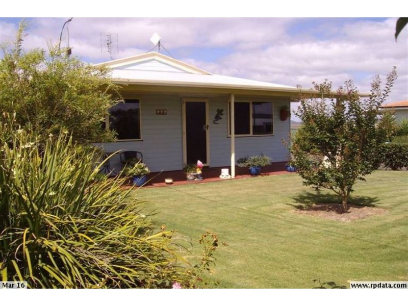 25 Free Street, Nobby QLD 4360