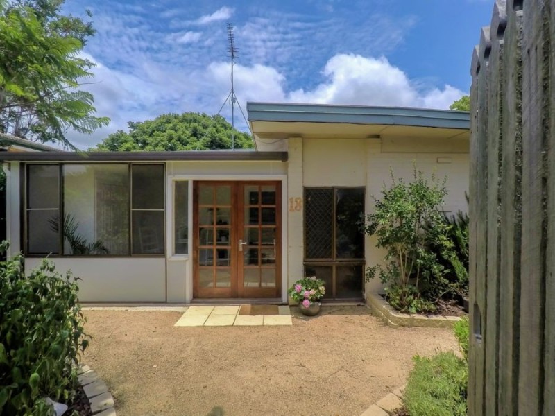 Centenary Heights QLD 4350