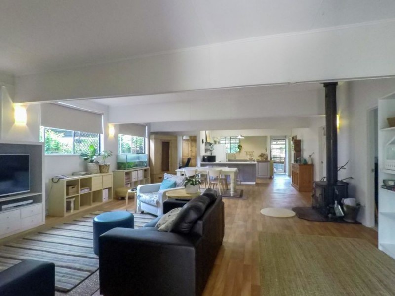 Centenary Heights QLD 4350