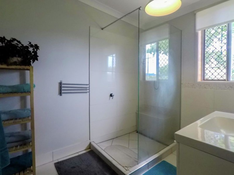 Centenary Heights QLD 4350