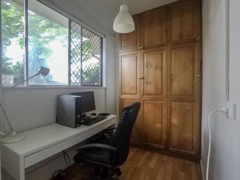 Centenary Heights QLD 4350