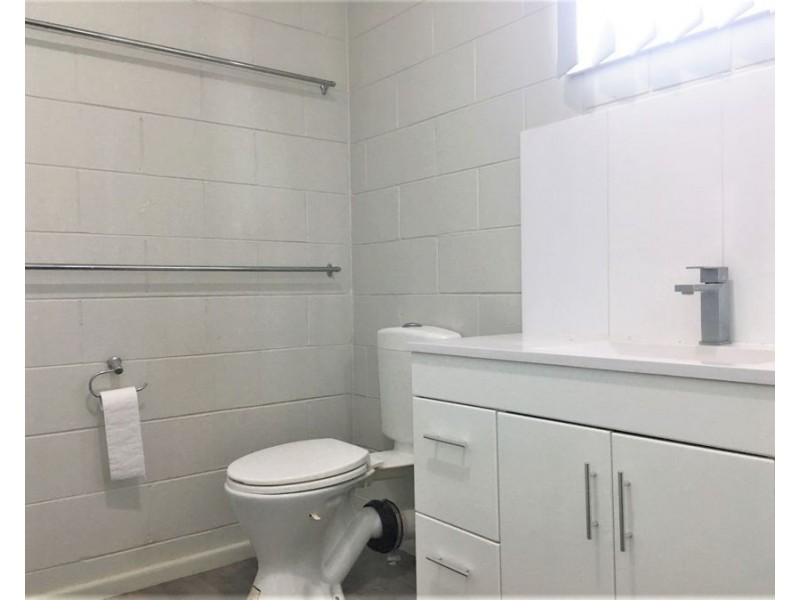 2/19 High Street, Rangeville QLD 4350