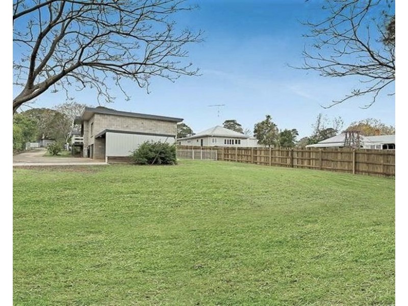 2/19 High Street, Rangeville QLD 4350