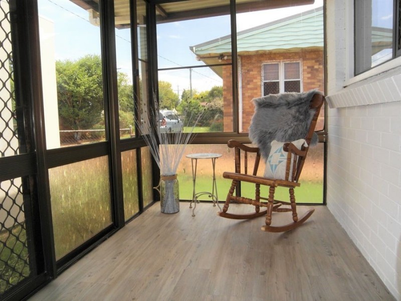 1/14 Lloyd Street, Harristown QLD 4350