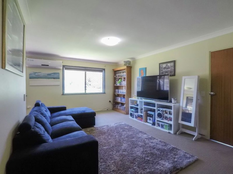 16 Leahy Street, Rockville QLD 4350