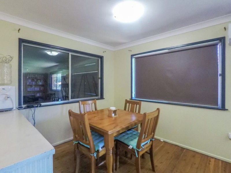 16 Leahy Street, Rockville QLD 4350