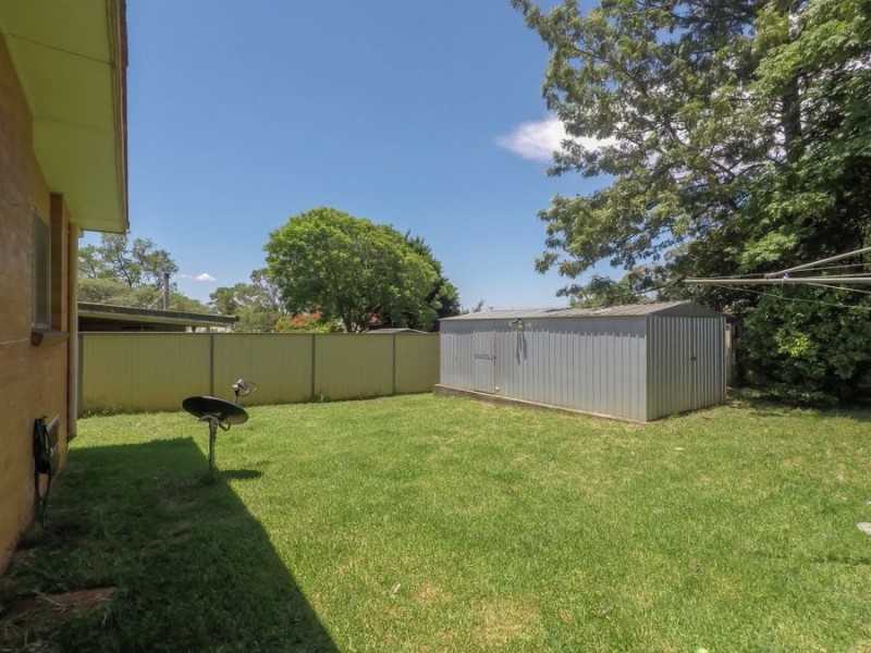 16 Leahy Street, Rockville QLD 4350