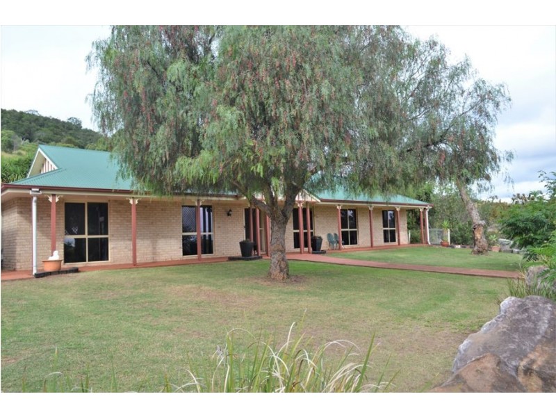 14 Redlands Drive, Gowrie Junction QLD 4352
