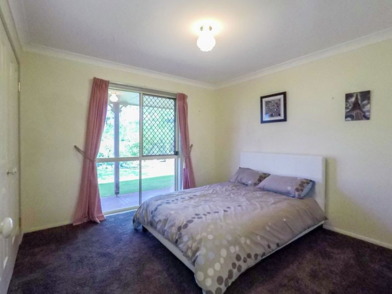 14 Redlands Drive, Gowrie Junction QLD 4352