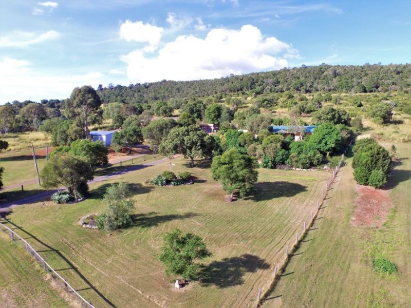 14 Redlands Drive, Gowrie Junction QLD 4352