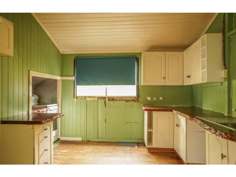 120 South Street, Centenary Heights QLD 4350