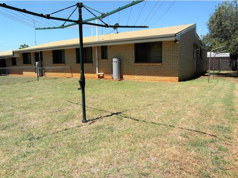 7/343 West Street, Harristown QLD 4350