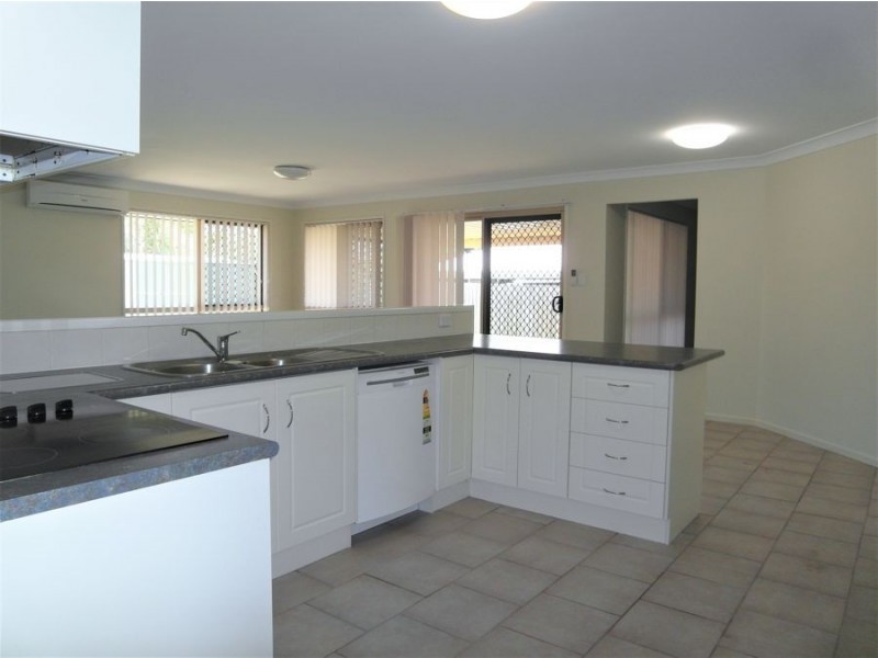 9 Degan Court, Middle Ridge QLD 4350
