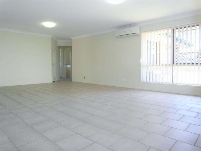 9 Degan Court, Middle Ridge QLD 4350