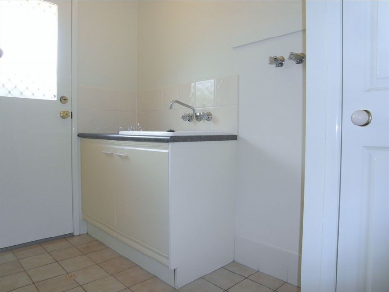 9 Degan Court, Middle Ridge QLD 4350