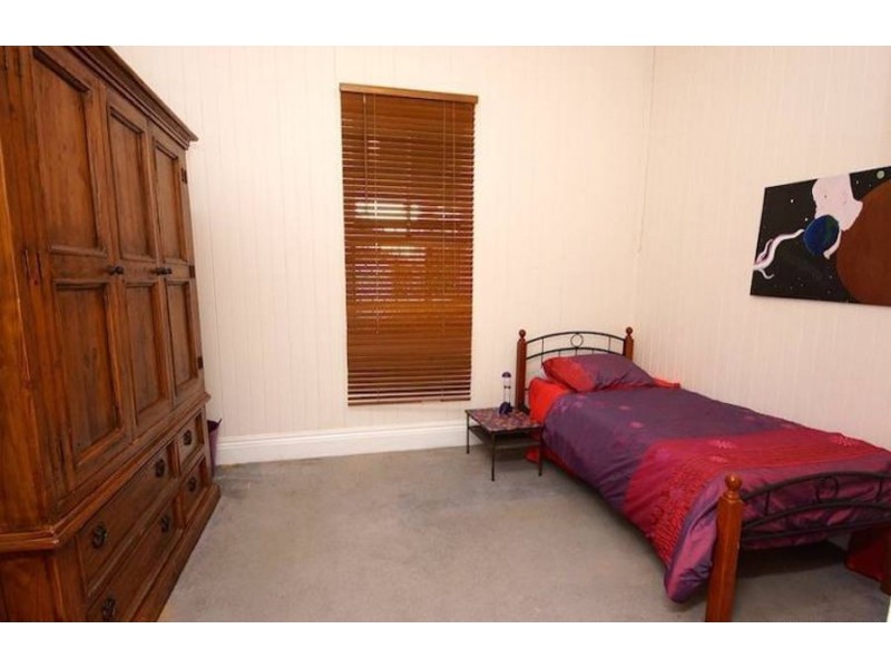 9 Lemnos Street, Harlaxton QLD 4350