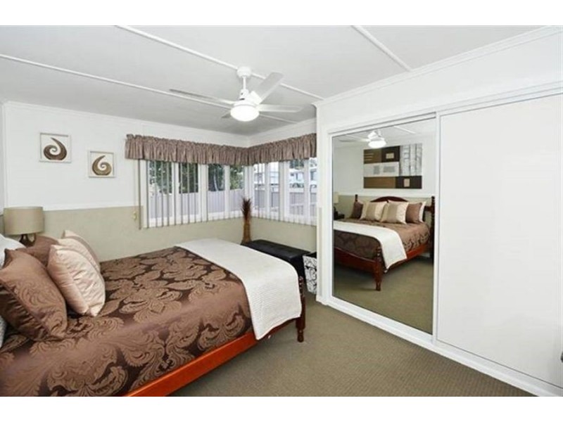 11 Hanlon Street, Newtown QLD 4350