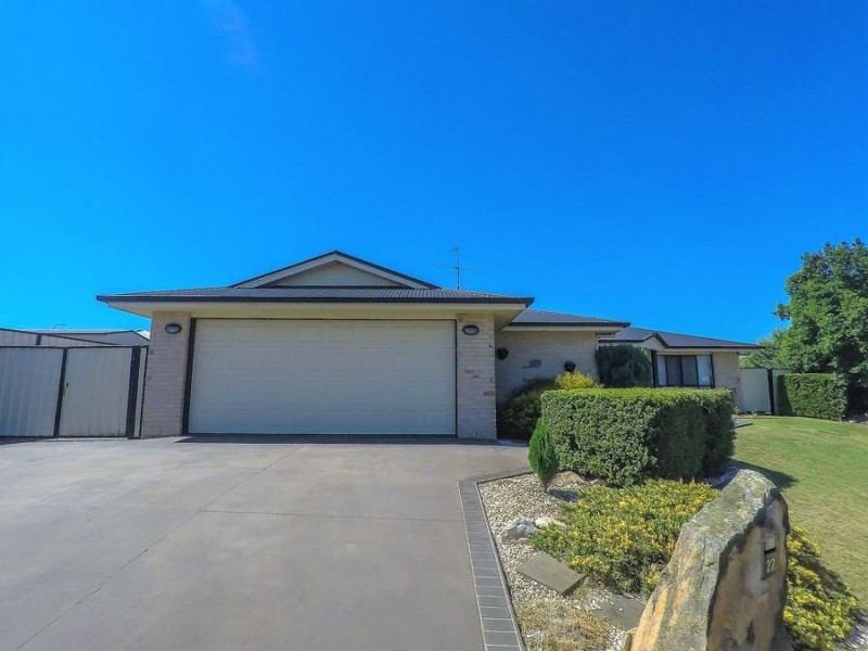 22 Patron Crescent, Glenvale QLD 4350