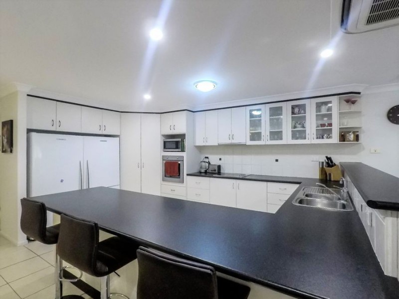 22 Patron Crescent, Glenvale QLD 4350