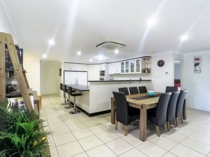 22 Patron Crescent, Glenvale QLD 4350
