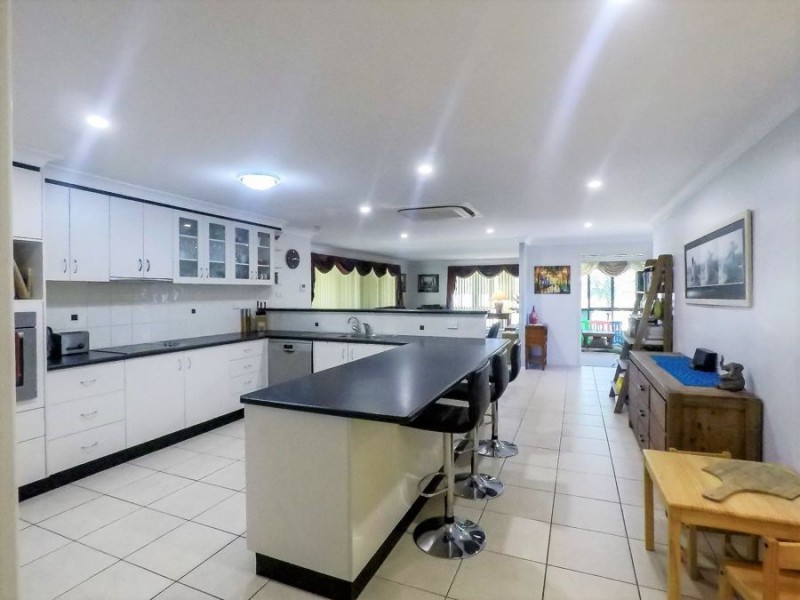 22 Patron Crescent, Glenvale QLD 4350