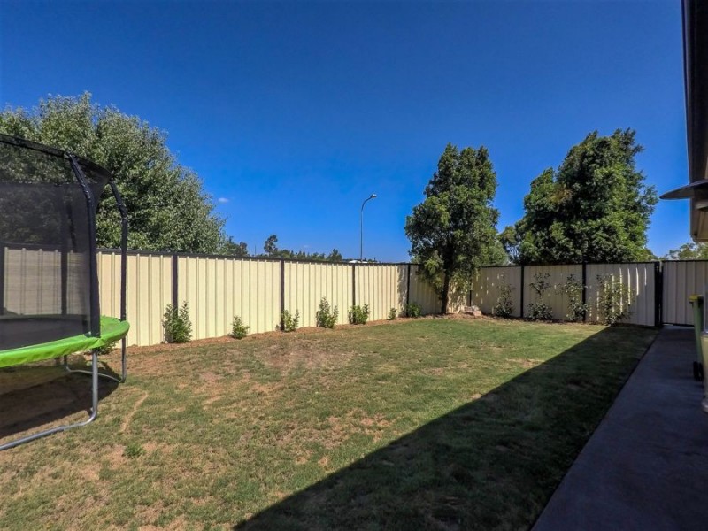 22 Patron Crescent, Glenvale QLD 4350