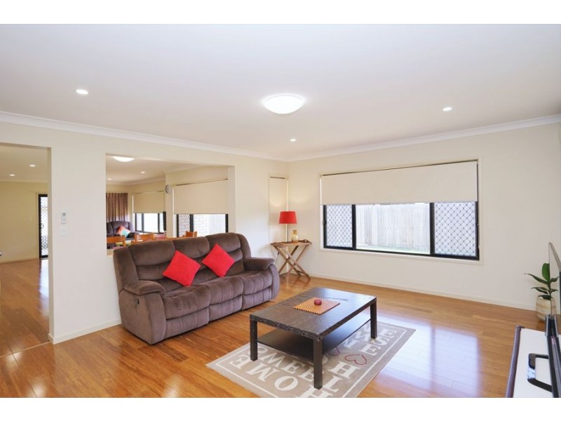 17 Vinnicombe Street, Kearneys Spring QLD 4350