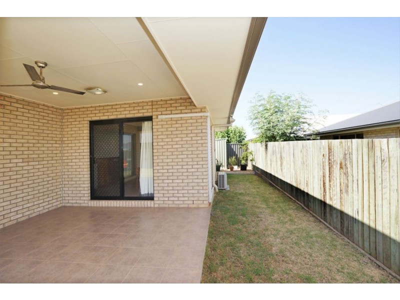 17 Vinnicombe Street, Kearneys Spring QLD 4350