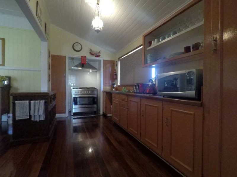 6 Karbul Crescent, Withcott QLD 4352