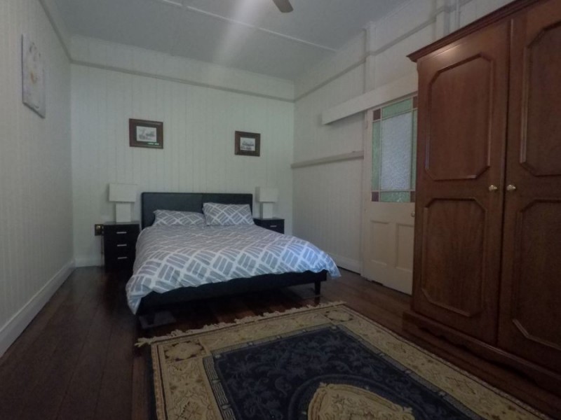 6 Karbul Crescent, Withcott QLD 4352