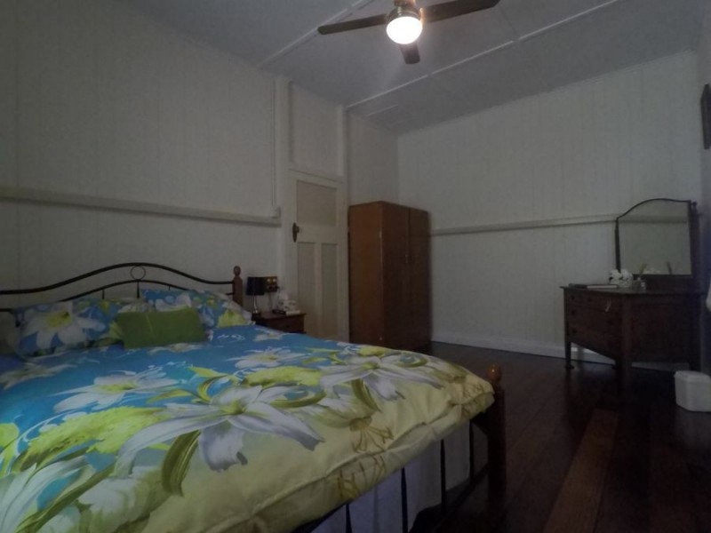 6 Karbul Crescent, Withcott QLD 4352