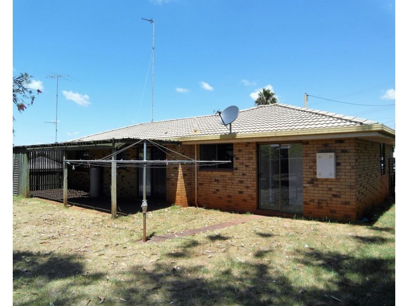 7 Dunemann Street, Kearneys Spring QLD 4350