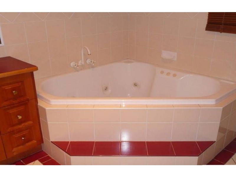 21 Heller Street, Rangeville QLD 4350