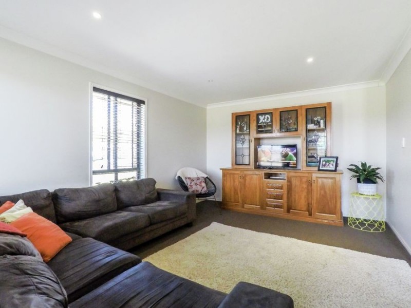 Westbrook QLD 4350
