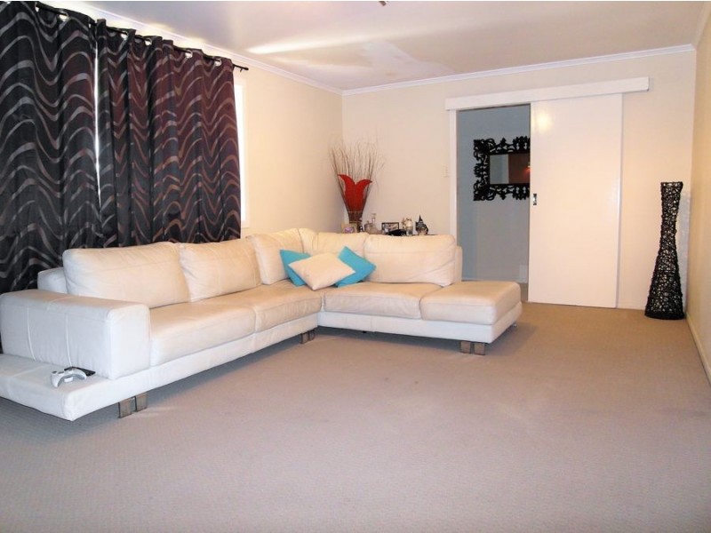 16 Gloucester Crescent, Darling Heights QLD 4350