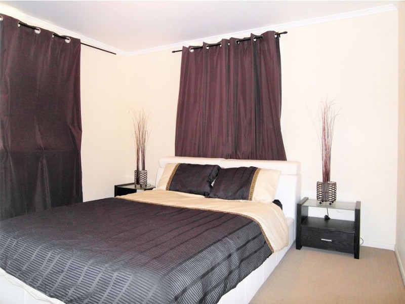 16 Gloucester Crescent, Darling Heights QLD 4350