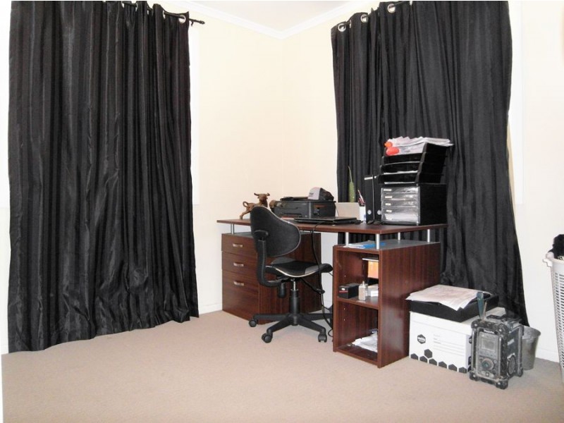 16 Gloucester Crescent, Darling Heights QLD 4350