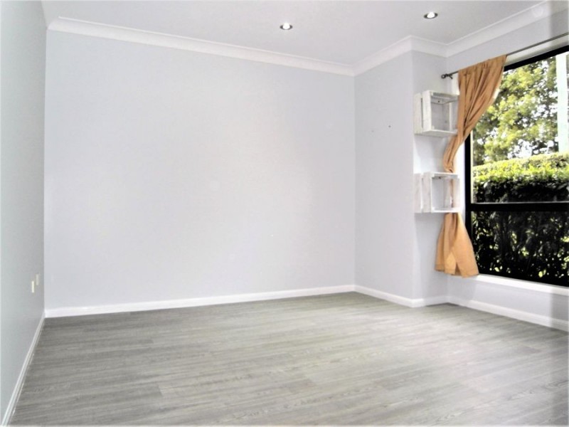 595 Hume Street, Kearneys Spring QLD 4350