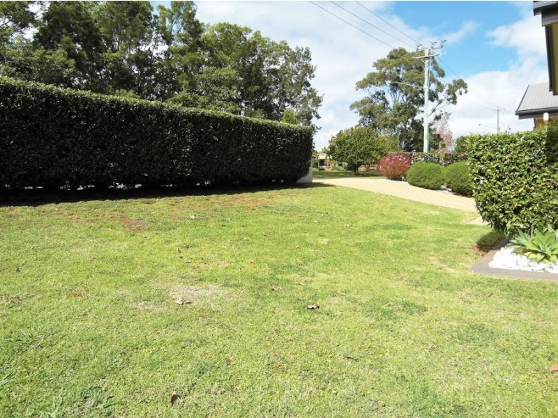 595 Hume Street, Kearneys Spring QLD 4350