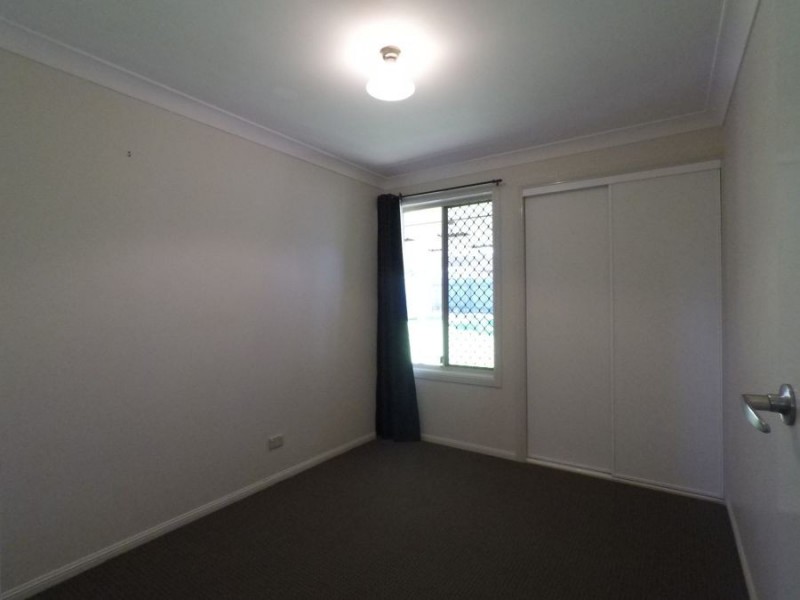 33 Seppelt Street, Wilsonton Heights QLD 4350