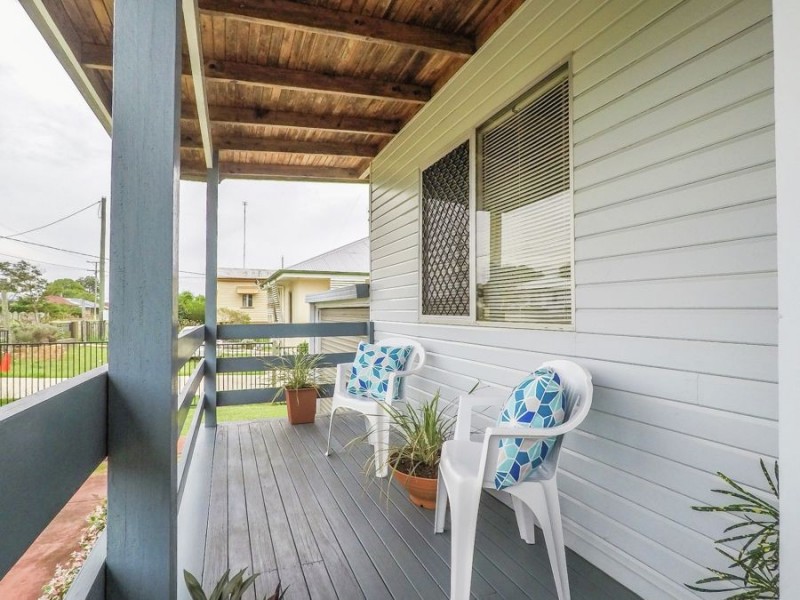 1a Avondale Street, Newtown QLD 4350