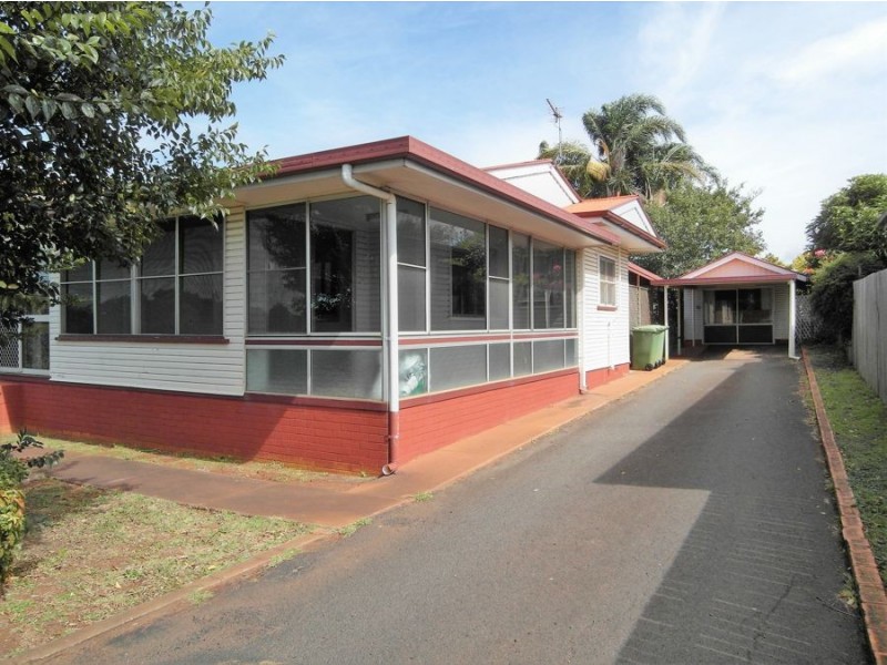 11 Druce Street, Wilsonton QLD 4350