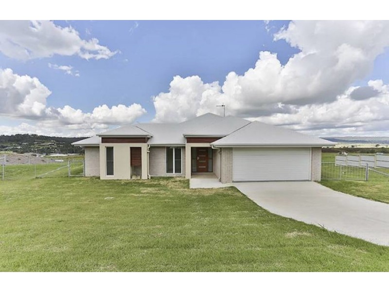 4 Wodalla Court, Hodgson Vale QLD 4352