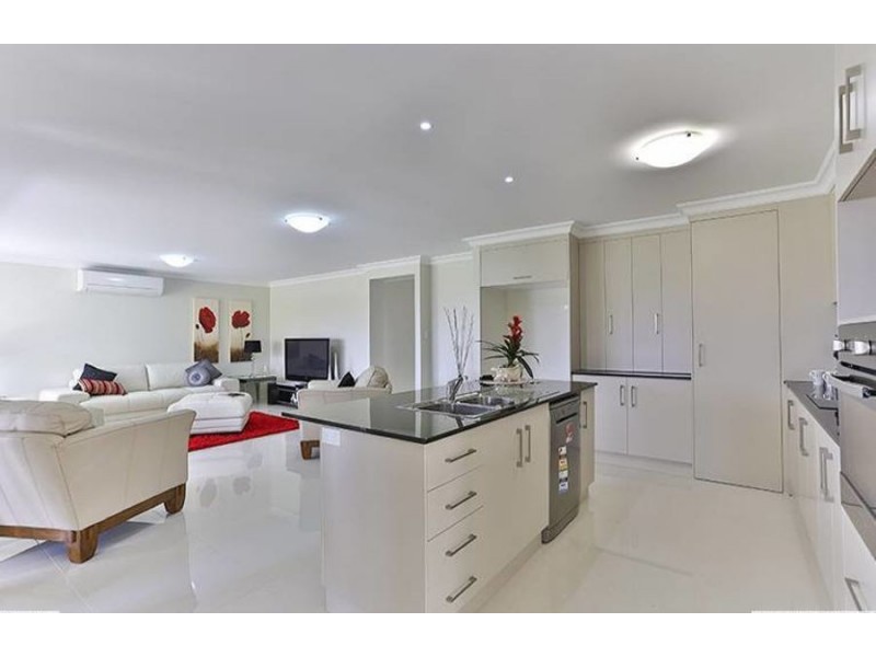 4 Wodalla Court, Hodgson Vale QLD 4352